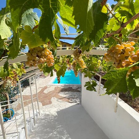 B&B Rita And Family Loceri Εξωτερικό φωτογραφία