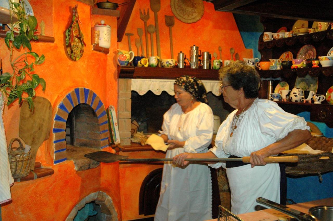 B&B Rita And Family Loceri Εξωτερικό φωτογραφία