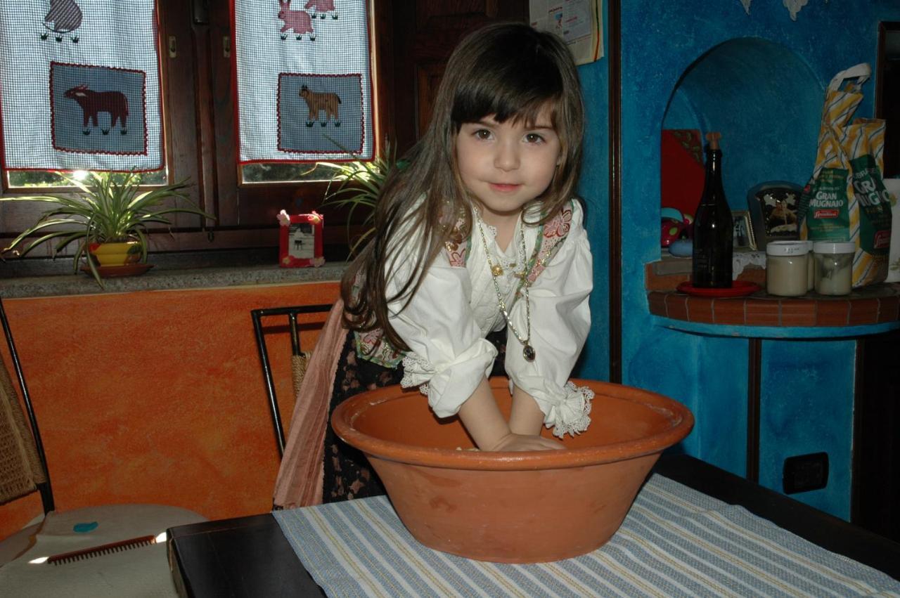 B&B Rita And Family Loceri Εξωτερικό φωτογραφία